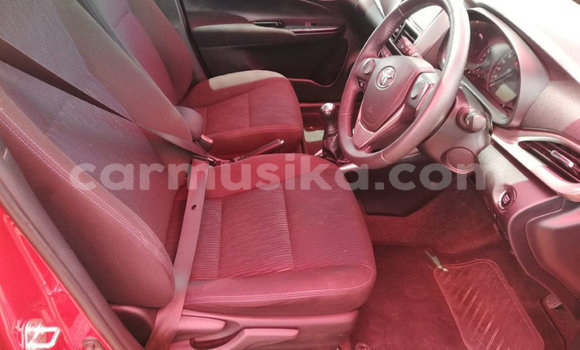 Acheter Occasion Voiture Toyota Raum Rouge à Beitbridge, Matabeleland South Acheter Occasion Voiture Toyota Raum Rouge à Beitbridge, Matabeleland South