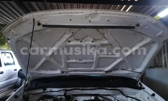 Tenga Tsaru Toyota Hilux Chena Mota in Beitbridge in Matabeleland South Tenga Tsaru Toyota Hilux Chena Mota in Beitbridge in Matabeleland South