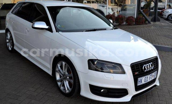 Acheter Occasion Voiture Audi S3 Blanc à Beitbridge, Matabeleland South Acheter Occasion Voiture Audi S3 Blanc à Beitbridge, Matabeleland South