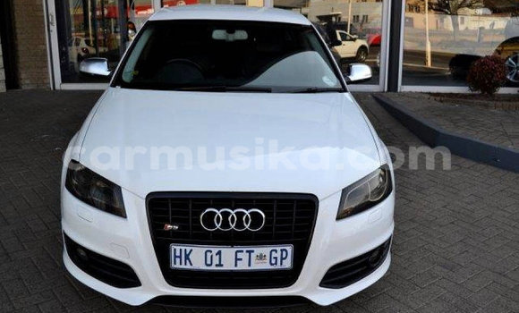 Acheter Occasion Voiture Audi S3 Blanc à Beitbridge, Matabeleland South Acheter Occasion Voiture Audi S3 Blanc à Beitbridge, Matabeleland South