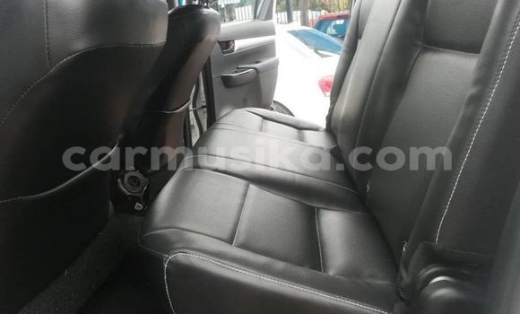 Tenga Tsaru Toyota Hilux Chena Mota in Beitbridge in Matabeleland South Tenga Tsaru Toyota Hilux Chena Mota in Beitbridge in Matabeleland South