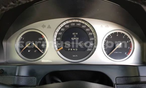 Acheter Occasion Voiture Mercedes‒Benz C-klasse Noir à Harare, Harare Acheter Occasion Voiture Mercedes‒Benz C-klasse Noir à Harare, Harare