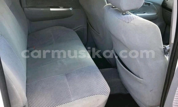 Tenga Tsaru Toyota Hilux Chena Mota in Bulawayo in Bulawayo Tenga Tsaru Toyota Hilux Chena Mota in Bulawayo in Bulawayo