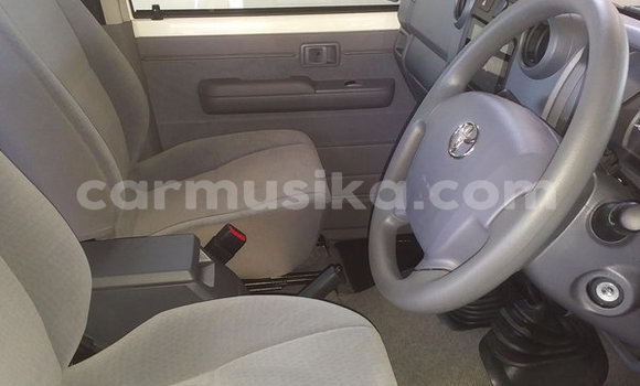 Tenga Tsaru Toyota Land Cruiser Chena Mota in Bulawayo in Bulawayo Tenga Tsaru Toyota Land Cruiser Chena Mota in Bulawayo in Bulawayo