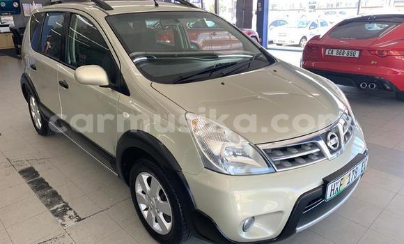 Nunua Ilio tumika Nissan Livina Fedha Gari ndani ya Belvedere nchini Harare Nunua Ilio tumika Nissan Livina Fedha Gari ndani ya Belvedere nchini Harare