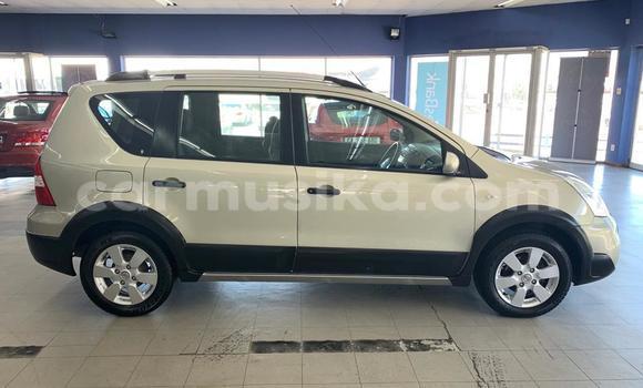 Nunua Ilio tumika Nissan Livina Fedha Gari ndani ya Belvedere nchini Harare Nunua Ilio tumika Nissan Livina Fedha Gari ndani ya Belvedere nchini Harare