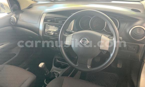 Nunua Ilio tumika Nissan Livina Fedha Gari ndani ya Belvedere nchini Harare Nunua Ilio tumika Nissan Livina Fedha Gari ndani ya Belvedere nchini Harare