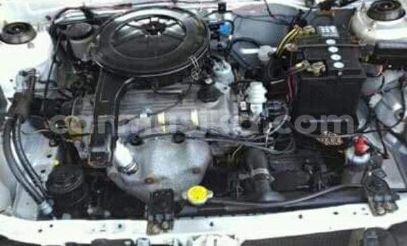 Nunua Ilio tumika Mazda 323 Brown Gari ndani ya Victoria Falls nchini Matabeleland Kaskazini Nunua Ilio tumika Mazda 323 Brown Gari ndani ya Victoria Falls nchini Matabeleland Kaskazini