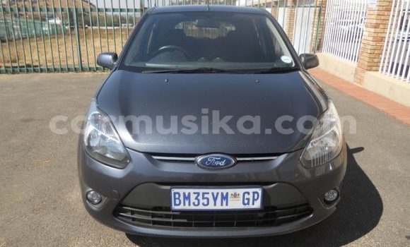 Nunua Ilio tumika Ford Fiesta Fedha Gari ndani ya Victoria Falls nchini Matabeleland Kaskazini Nunua Ilio tumika Ford Fiesta Fedha Gari ndani ya Victoria Falls nchini Matabeleland Kaskazini