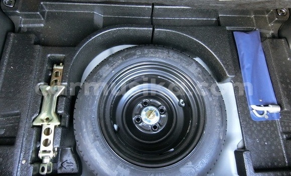 Nunua Ilio tumika Honda Fit Nyeupe Gari ndani ya Borrowdale nchini Harare Nunua Ilio tumika Honda Fit Nyeupe Gari ndani ya Borrowdale nchini Harare