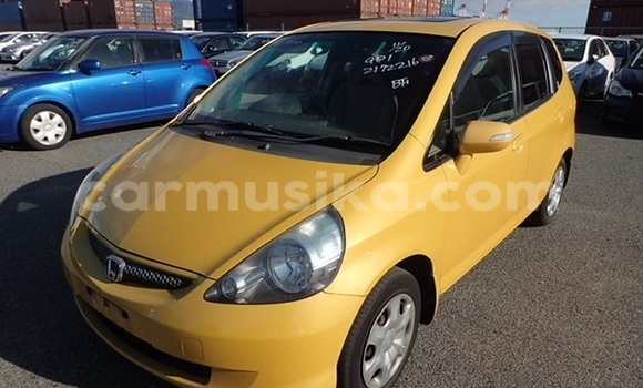 Buy Used Honda Fit Other Car in Hwange in Matabeleland North Buy Used Honda Fit Other Car in Hwange in Matabeleland North