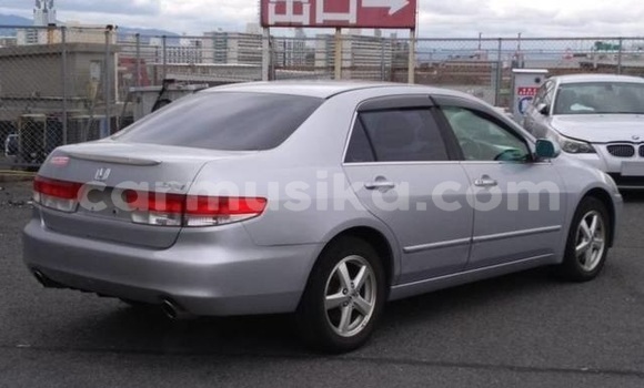 Nunua Ilio tumika Honda Inspire Fedha Gari ndani ya Gweru nchini Midlands Nunua Ilio tumika Honda Inspire Fedha Gari ndani ya Gweru nchini Midlands