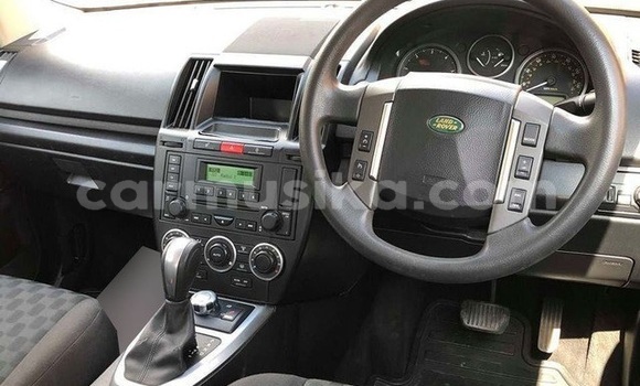 Nunua Ilio tumika Land Rover Freelander Fedha Gari ndani ya Beitbridge nchini Matabeleland Kusini Nunua Ilio tumika Land Rover Freelander Fedha Gari ndani ya Beitbridge nchini Matabeleland Kusini