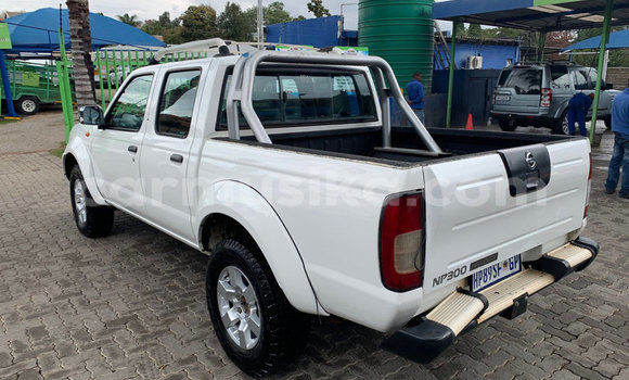 Acheter Occasion Voiture Nissan NP 300 Blanc à Beitbridge, Matabeleland South Acheter Occasion Voiture Nissan NP 300 Blanc à Beitbridge, Matabeleland South