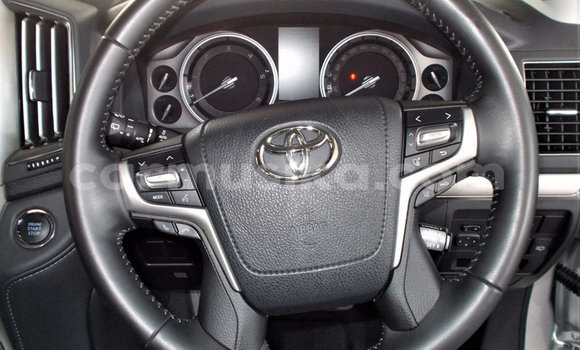 Acheter Occasion Voiture Toyota Land Cruiser Gris à Beitbridge, Matabeleland South Acheter Occasion Voiture Toyota Land Cruiser Gris à Beitbridge, Matabeleland South