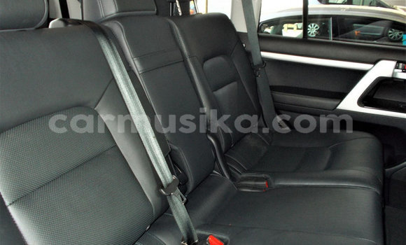 Acheter Occasion Voiture Toyota Land Cruiser Gris à Beitbridge, Matabeleland South Acheter Occasion Voiture Toyota Land Cruiser Gris à Beitbridge, Matabeleland South