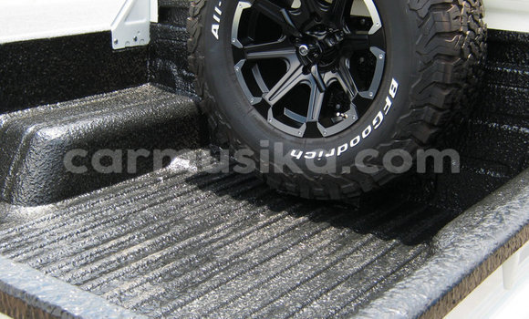 Tenga Tsaru Toyota Land Cruiser Sirivha Mota in Beitbridge in Matabeleland South Tenga Tsaru Toyota Land Cruiser Sirivha Mota in Beitbridge in Matabeleland South