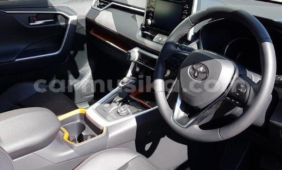Acheter Occasion Voiture Toyota RAV4 Rouge à Avondale, Harare Acheter Occasion Voiture Toyota RAV4 Rouge à Avondale, Harare