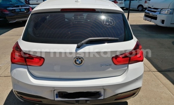 Nunua Ilio tumika BMW 1er Nyeupe Gari ndani ya Beitbridge nchini Matabeleland Kusini Nunua Ilio tumika BMW 1er Nyeupe Gari ndani ya Beitbridge nchini Matabeleland Kusini