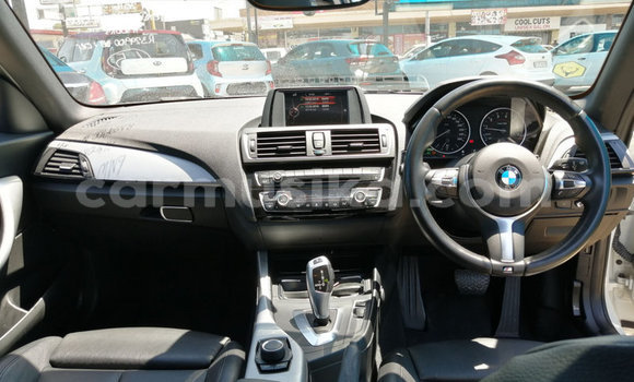 Nunua Ilio tumika BMW 1er Nyeupe Gari ndani ya Beitbridge nchini Matabeleland Kusini Nunua Ilio tumika BMW 1er Nyeupe Gari ndani ya Beitbridge nchini Matabeleland Kusini