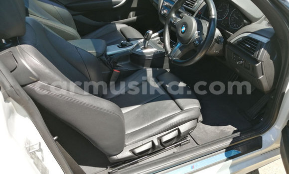 Nunua Ilio tumika BMW 1er Nyeupe Gari ndani ya Beitbridge nchini Matabeleland Kusini Nunua Ilio tumika BMW 1er Nyeupe Gari ndani ya Beitbridge nchini Matabeleland Kusini