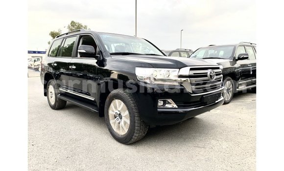 Acheter Import Voiture Toyota Land Cruiser Noir à Import - Dubai, Harare Acheter Import Voiture Toyota Land Cruiser Noir à Import - Dubai, Harare