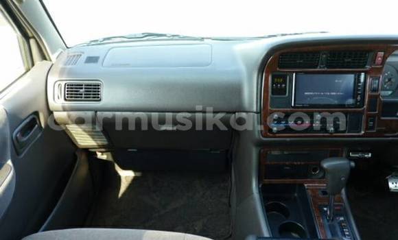 Tenga Tsaru Toyota Hiace Zvimwe Mota in Beitbridge in Matabeleland South Tenga Tsaru Toyota Hiace Zvimwe Mota in Beitbridge in Matabeleland South