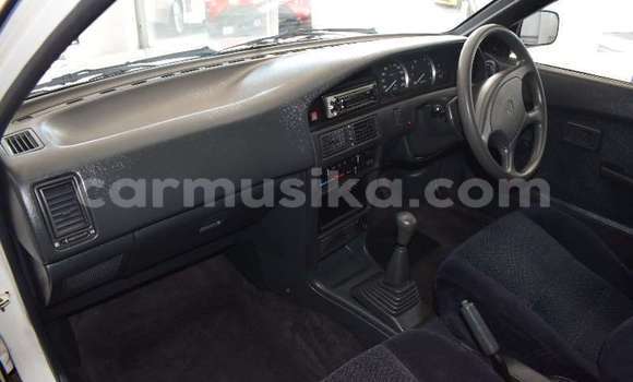 Acheter Occasion Voiture Toyota Corolla Blanc à Beitbridge, Matabeleland South Acheter Occasion Voiture Toyota Corolla Blanc à Beitbridge, Matabeleland South