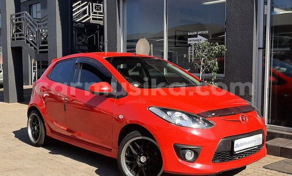 Acheter Occasion Voiture Mazda 2 Rouge à Beitbridge, Matabeleland South Acheter Occasion Voiture Mazda 2 Rouge à Beitbridge, Matabeleland South
