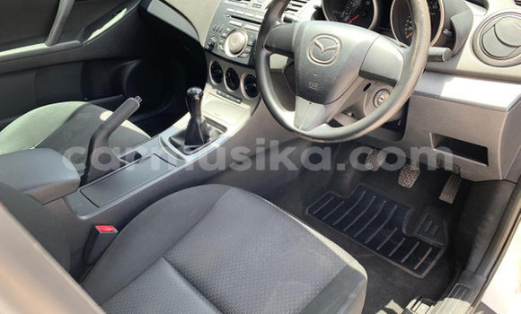 Acheter Occasion Voiture Mazda 3 Blanc à Beitbridge, Matabeleland South Acheter Occasion Voiture Mazda 3 Blanc à Beitbridge, Matabeleland South