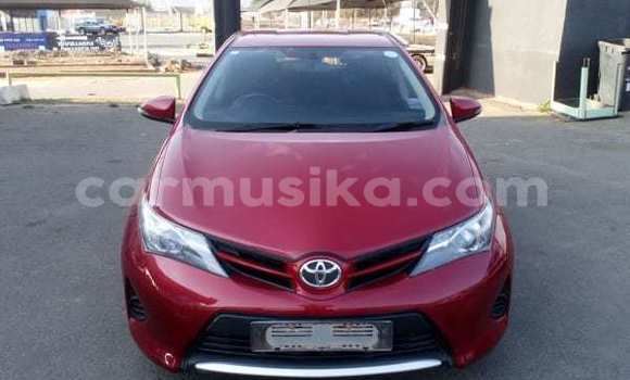 Acheter Occasion Voiture Toyota Auris Rouge à Marondera, Mashonaland East Acheter Occasion Voiture Toyota Auris Rouge à Marondera, Mashonaland East