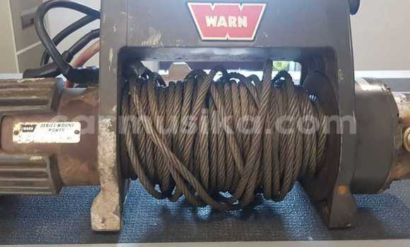 Acheter Occasion Voiture Toyota Land Cruiser Beige à Beitbridge, Matabeleland South Acheter Occasion Voiture Toyota Land Cruiser Beige à Beitbridge, Matabeleland South