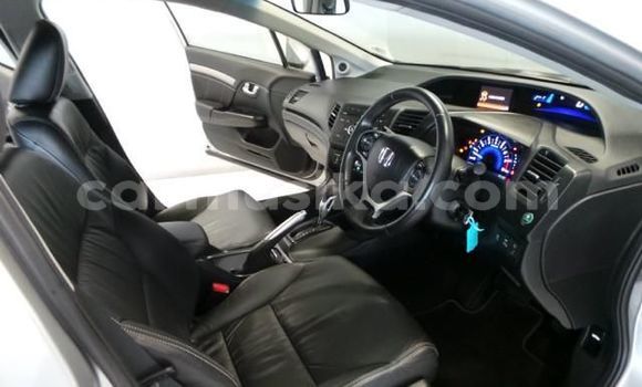 Tenga Tsaru Honda Civic Zvimwe Mota in Beitbridge in Matabeleland South Tenga Tsaru Honda Civic Zvimwe Mota in Beitbridge in Matabeleland South