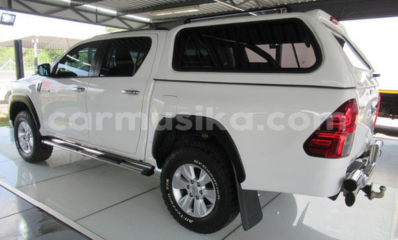 Acheter Occasion Voiture Toyota Hilux Blanc à Beitbridge, Matabeleland South Acheter Occasion Voiture Toyota Hilux Blanc à Beitbridge, Matabeleland South