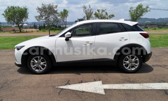Acheter Occasion Voiture Mazda CX-3 Blanc à Beitbridge, Matabeleland South Acheter Occasion Voiture Mazda CX-3 Blanc à Beitbridge, Matabeleland South
