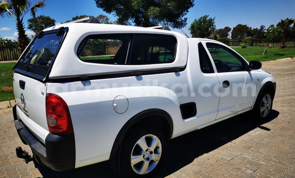 Acheter Occasion Voiture Opel Corsa Blanc à Beitbridge, Matabeleland South Acheter Occasion Voiture Opel Corsa Blanc à Beitbridge, Matabeleland South