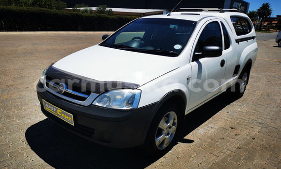 Acheter Occasion Voiture Opel Corsa Blanc à Beitbridge, Matabeleland South Acheter Occasion Voiture Opel Corsa Blanc à Beitbridge, Matabeleland South