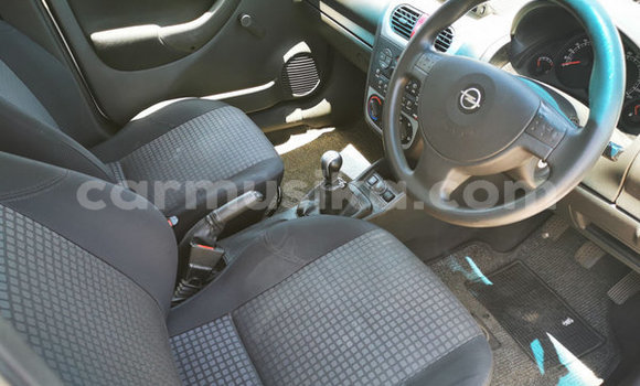 Acheter Occasion Voiture Opel Corsa Blanc à Beitbridge, Matabeleland South Acheter Occasion Voiture Opel Corsa Blanc à Beitbridge, Matabeleland South