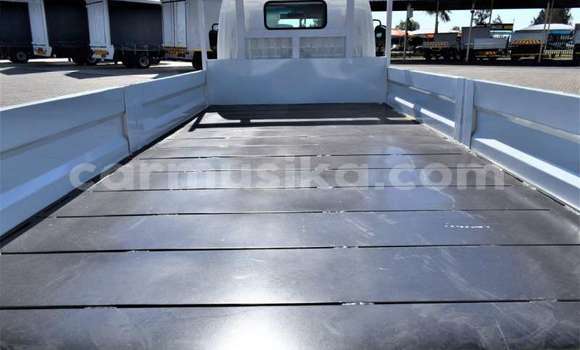 Acheter Occasion Voiture Toyota Dyna Blanc à Beitbridge, Matabeleland South Acheter Occasion Voiture Toyota Dyna Blanc à Beitbridge, Matabeleland South