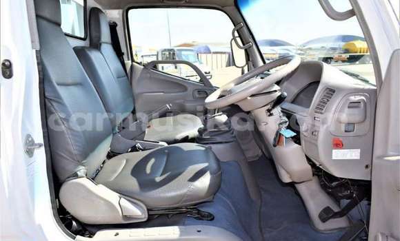 Acheter Occasion Voiture Toyota Dyna Blanc à Beitbridge, Matabeleland South Acheter Occasion Voiture Toyota Dyna Blanc à Beitbridge, Matabeleland South