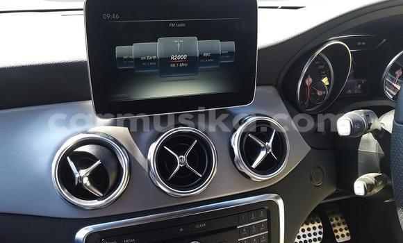 Acheter Occasion Voiture Mercedes‒Benz GLA-klasse Blanc à Beitbridge, Matabeleland South Acheter Occasion Voiture Mercedes‒Benz GLA-klasse Blanc à Beitbridge, Matabeleland South