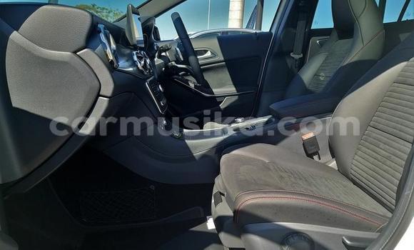 Acheter Occasion Voiture Mercedes‒Benz GLA-klasse Blanc à Beitbridge, Matabeleland South Acheter Occasion Voiture Mercedes‒Benz GLA-klasse Blanc à Beitbridge, Matabeleland South