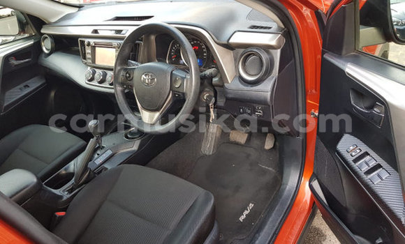 Acheter Occasion Voiture Toyota RAV4 Rouge à Beitbridge, Matabeleland South Acheter Occasion Voiture Toyota RAV4 Rouge à Beitbridge, Matabeleland South