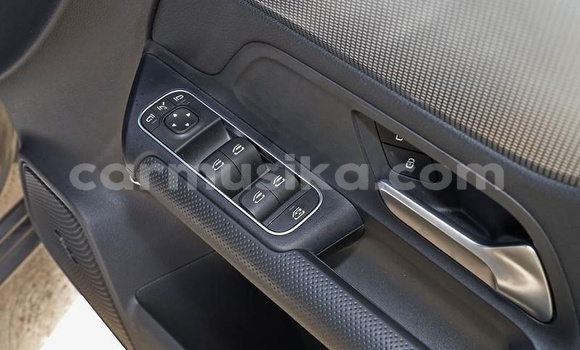 Tenga Tsaru Mercedes‒Benz B-klasse Sirivha Mota in Mapopoma eVhitori in Matabeleland North Tenga Tsaru Mercedes‒Benz B-klasse Sirivha Mota in Mapopoma eVhitori in Matabeleland North