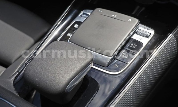 Tenga Tsaru Mercedes‒Benz B-klasse Sirivha Mota in Mapopoma eVhitori in Matabeleland North Tenga Tsaru Mercedes‒Benz B-klasse Sirivha Mota in Mapopoma eVhitori in Matabeleland North