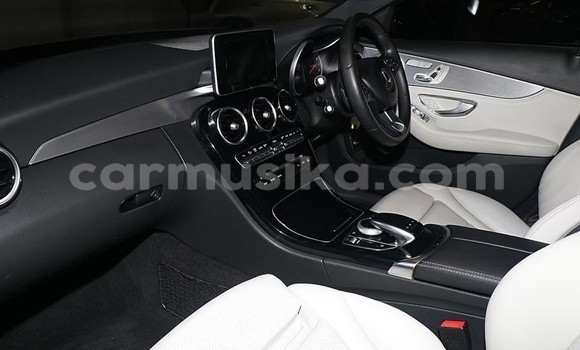 Tenga Tsaru Mercedes‒Benz C–Class Sirivha Mota in Beitbridge in Matabeleland South Tenga Tsaru Mercedes‒Benz C–Class Sirivha Mota in Beitbridge in Matabeleland South