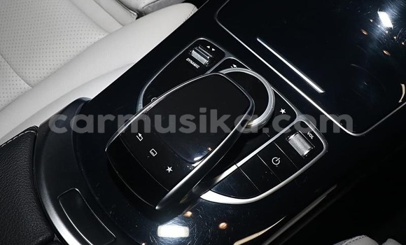 Tenga Tsaru Mercedes‒Benz C–Class Sirivha Mota in Beitbridge in Matabeleland South Tenga Tsaru Mercedes‒Benz C–Class Sirivha Mota in Beitbridge in Matabeleland South