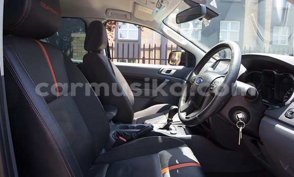 Acheter Occasion Voiture Ford Ranger Noir à Beitbridge, Matabeleland South Acheter Occasion Voiture Ford Ranger Noir à Beitbridge, Matabeleland South