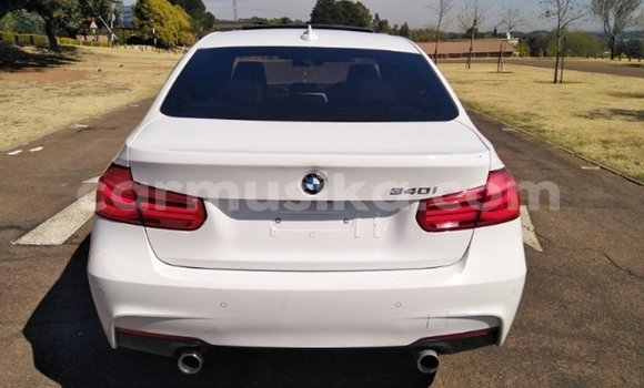 Nunua Ilio tumika BMW 3–Series Nyeupe Gari ndani ya Beitbridge nchini Matabeleland Kusini Nunua Ilio tumika BMW 3–Series Nyeupe Gari ndani ya Beitbridge nchini Matabeleland Kusini
