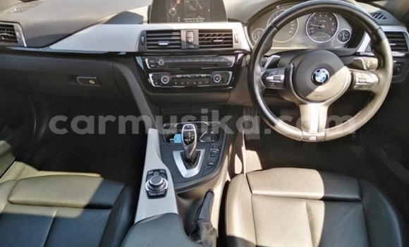 Nunua Ilio tumika BMW 3–Series Nyeupe Gari ndani ya Beitbridge nchini Matabeleland Kusini Nunua Ilio tumika BMW 3–Series Nyeupe Gari ndani ya Beitbridge nchini Matabeleland Kusini